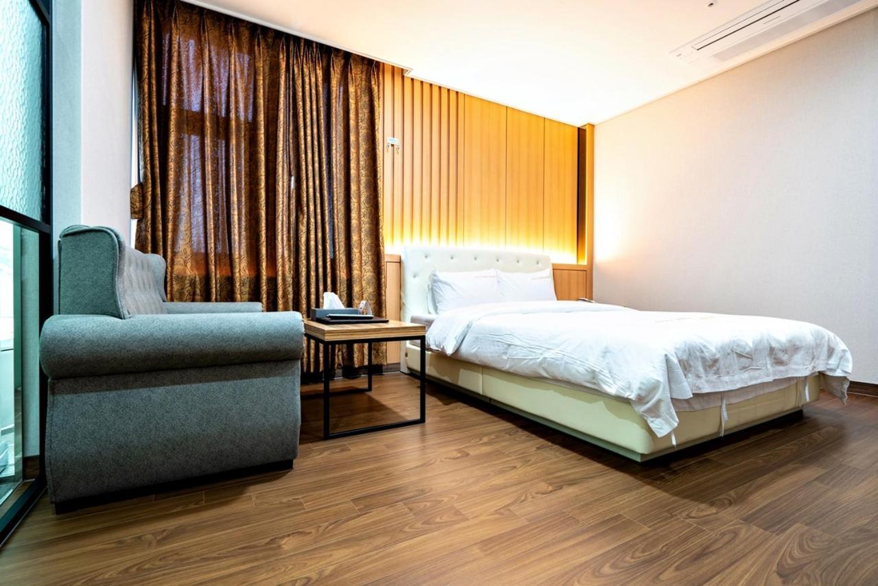 Siheung Seoul Tourist Hotel Dış mekan fotoğraf