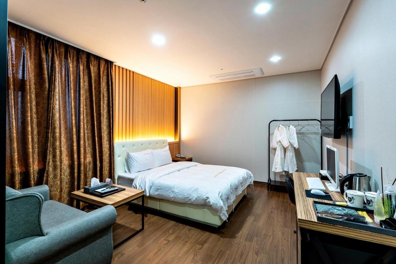 Siheung Seoul Tourist Hotel Dış mekan fotoğraf