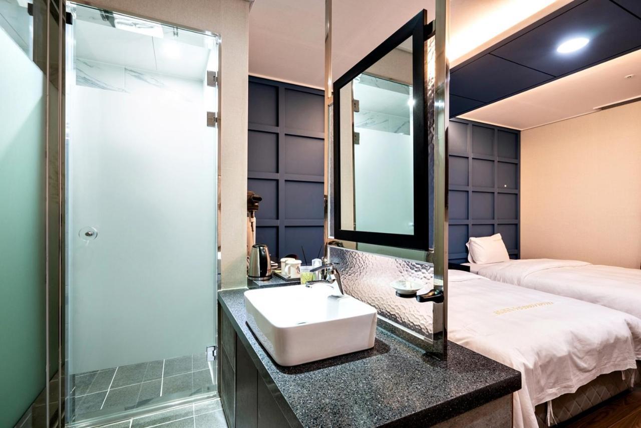 Siheung Seoul Tourist Hotel Dış mekan fotoğraf